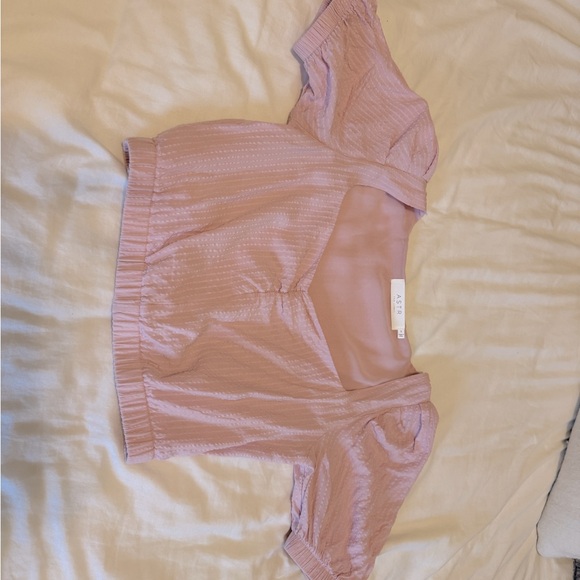 Astr Pink Puff Sleeve Crop Top - Picture 2 of 3